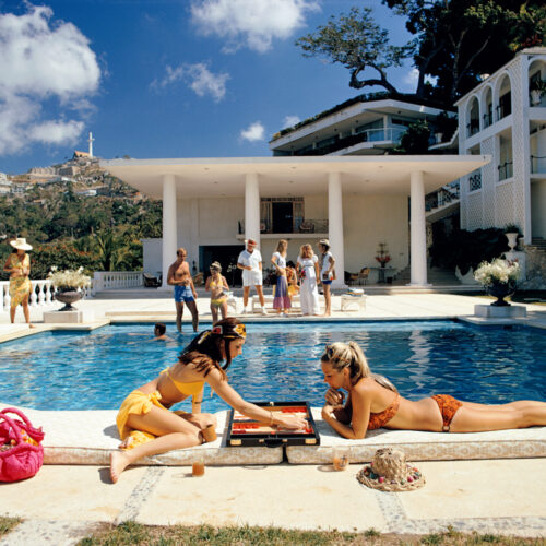 Poolside Backgammon van Slim Aarons