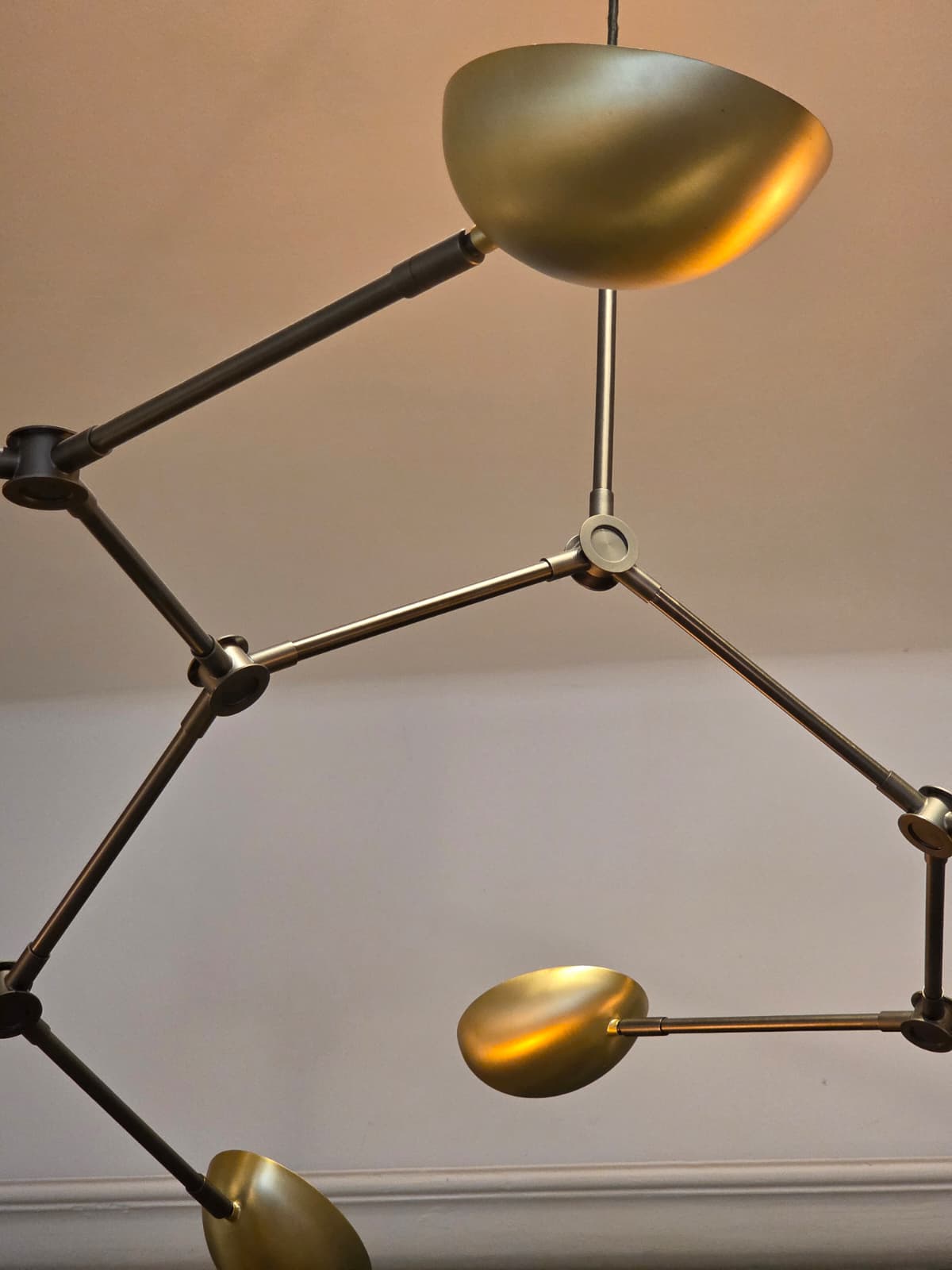 101 Copenhagen Drop Chandelier Brass - Showmodel - Afbeelding 2
