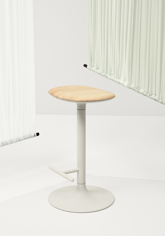 Infiniti Flink Wood kruk - Afbeelding 4