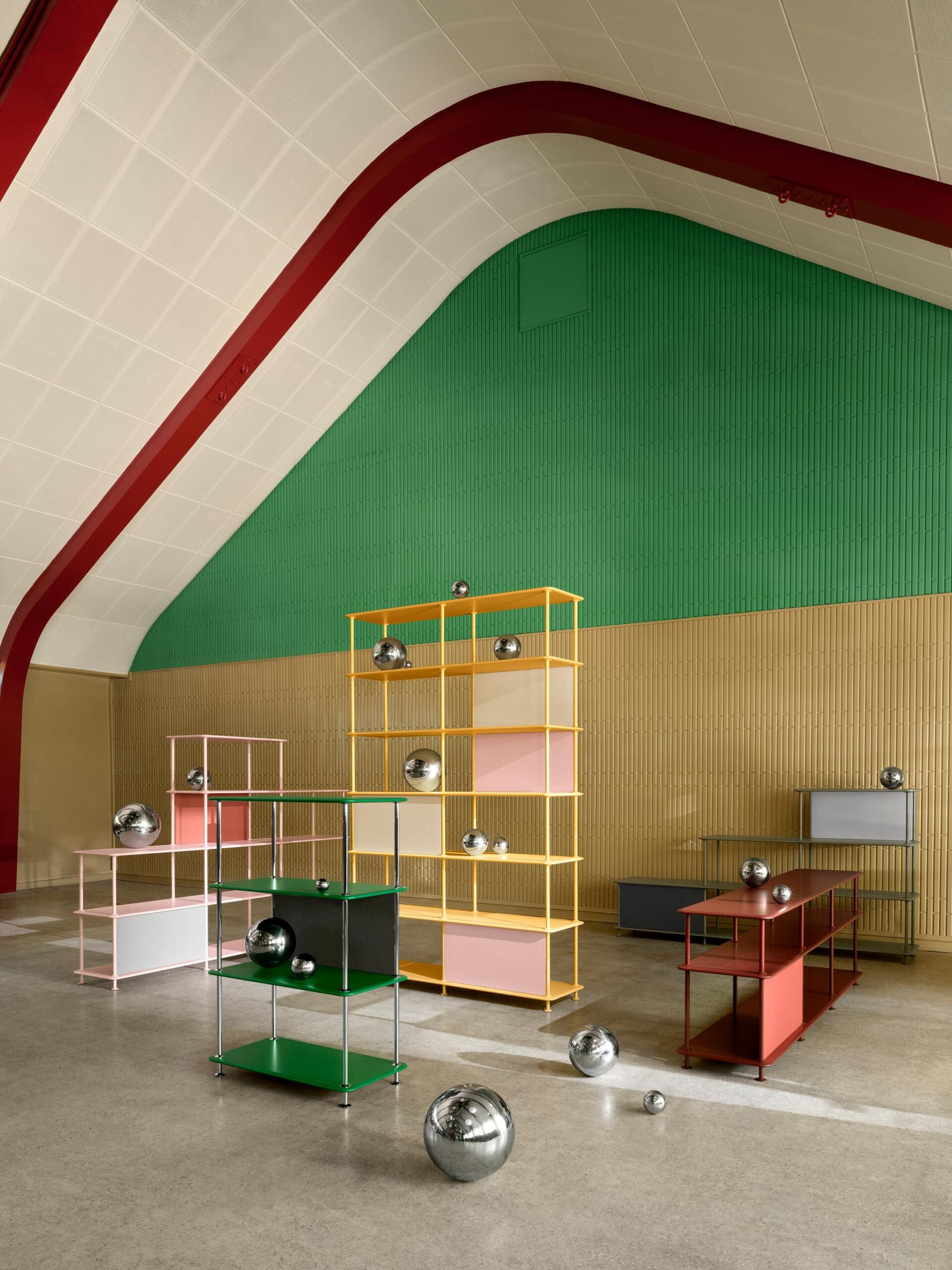 Free 321000 stellingkast van Montana Furniture