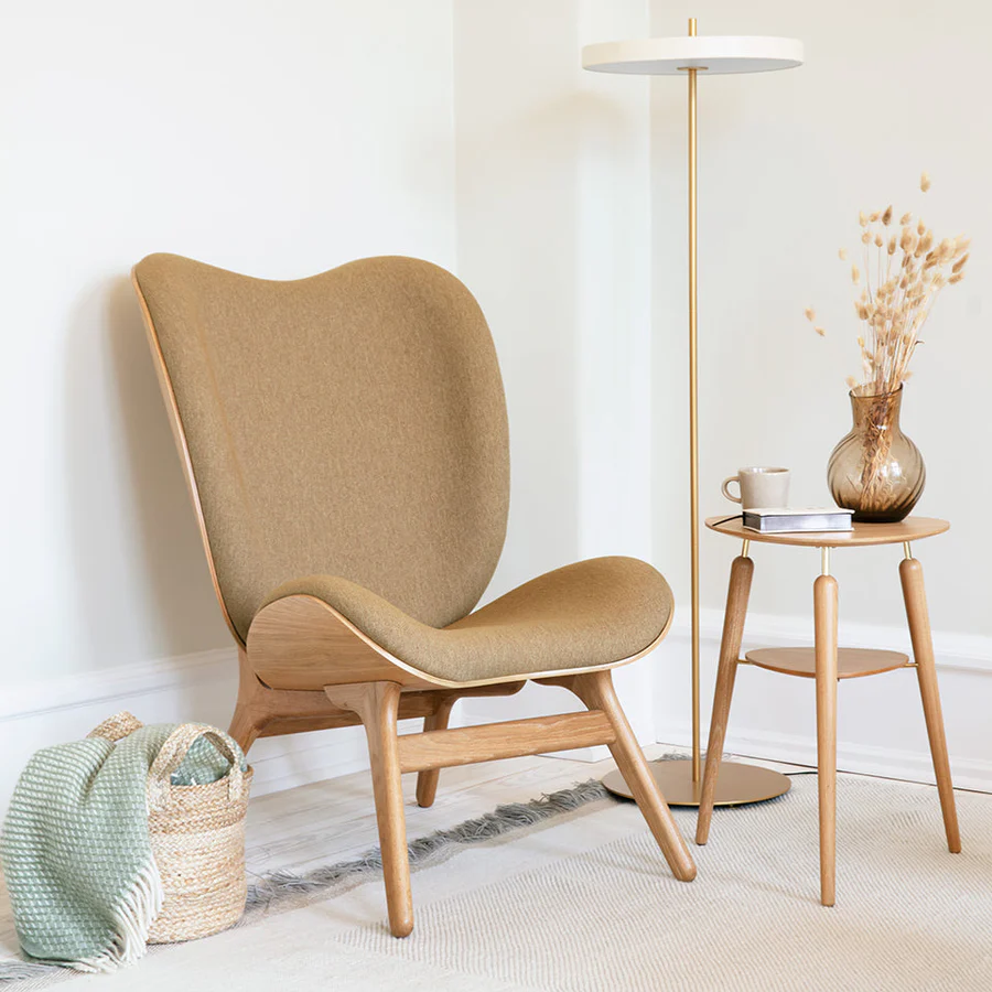 A Conversation Piece High Lounge Chair van Umage