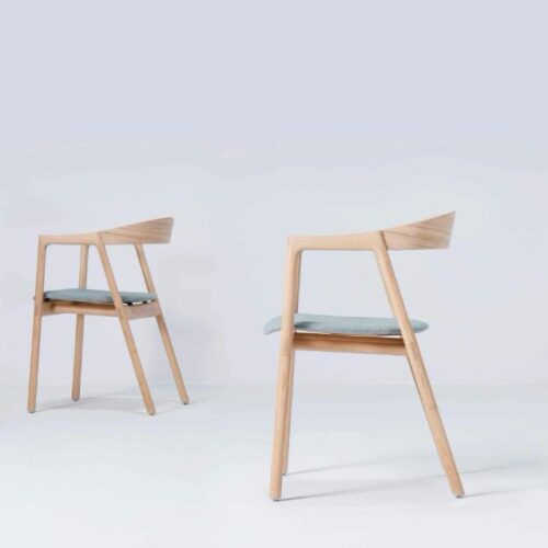 Gazzda Muna Chair beklede eetkamerstoel