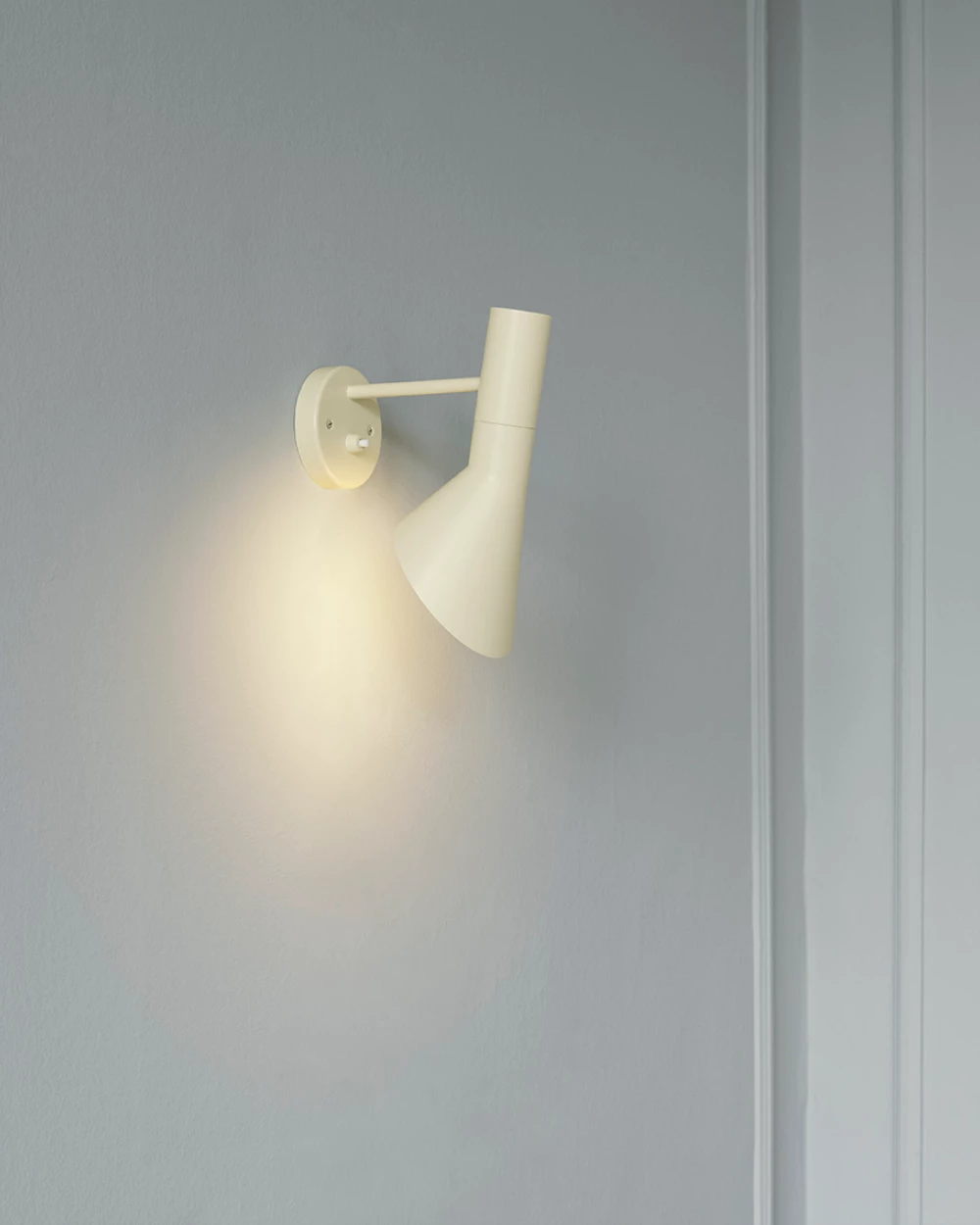 AJ Wand lamp van Louis Poulsen - Afbeelding 6