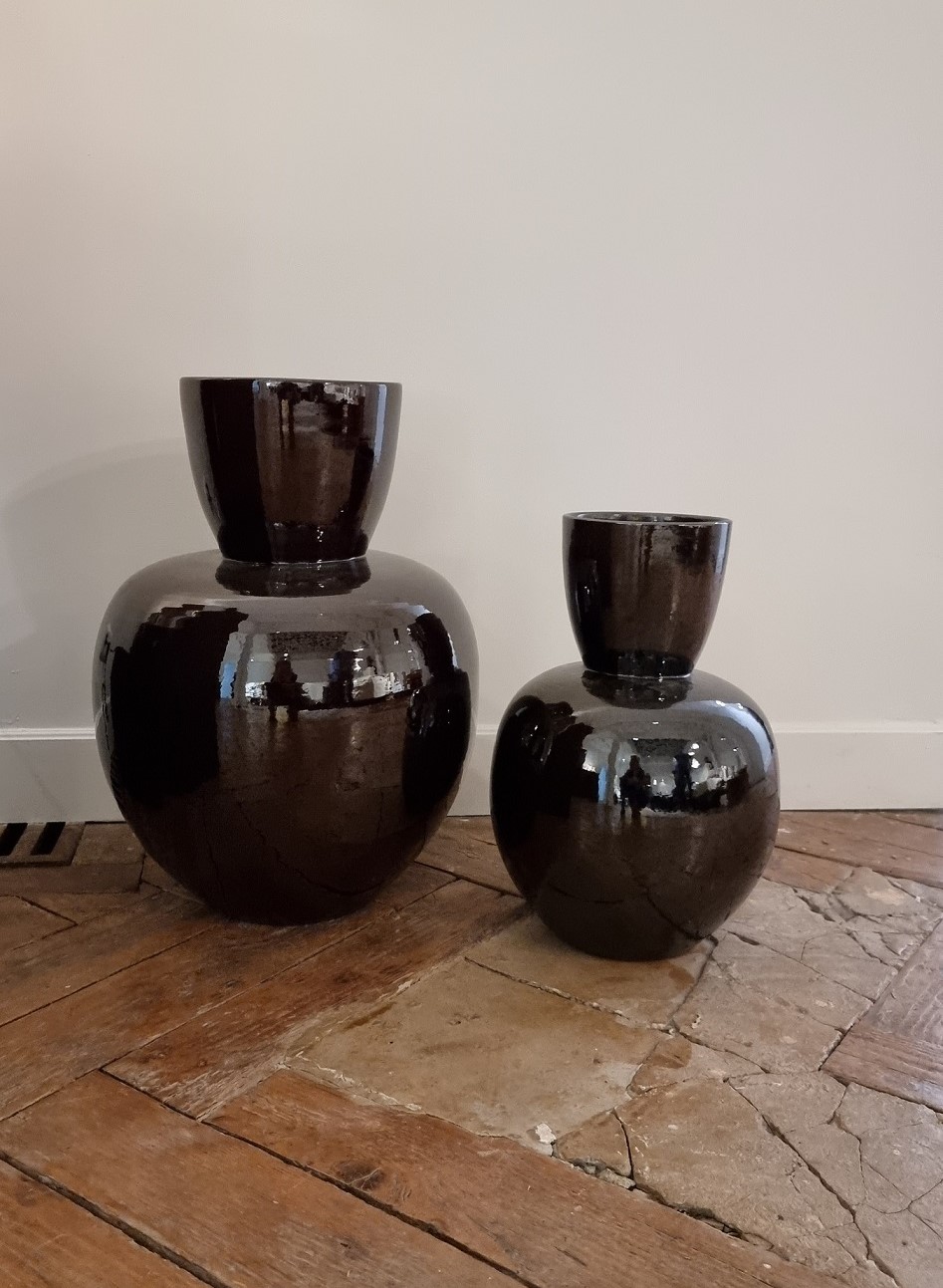 Serax Vaas bruin zwart Pure medium