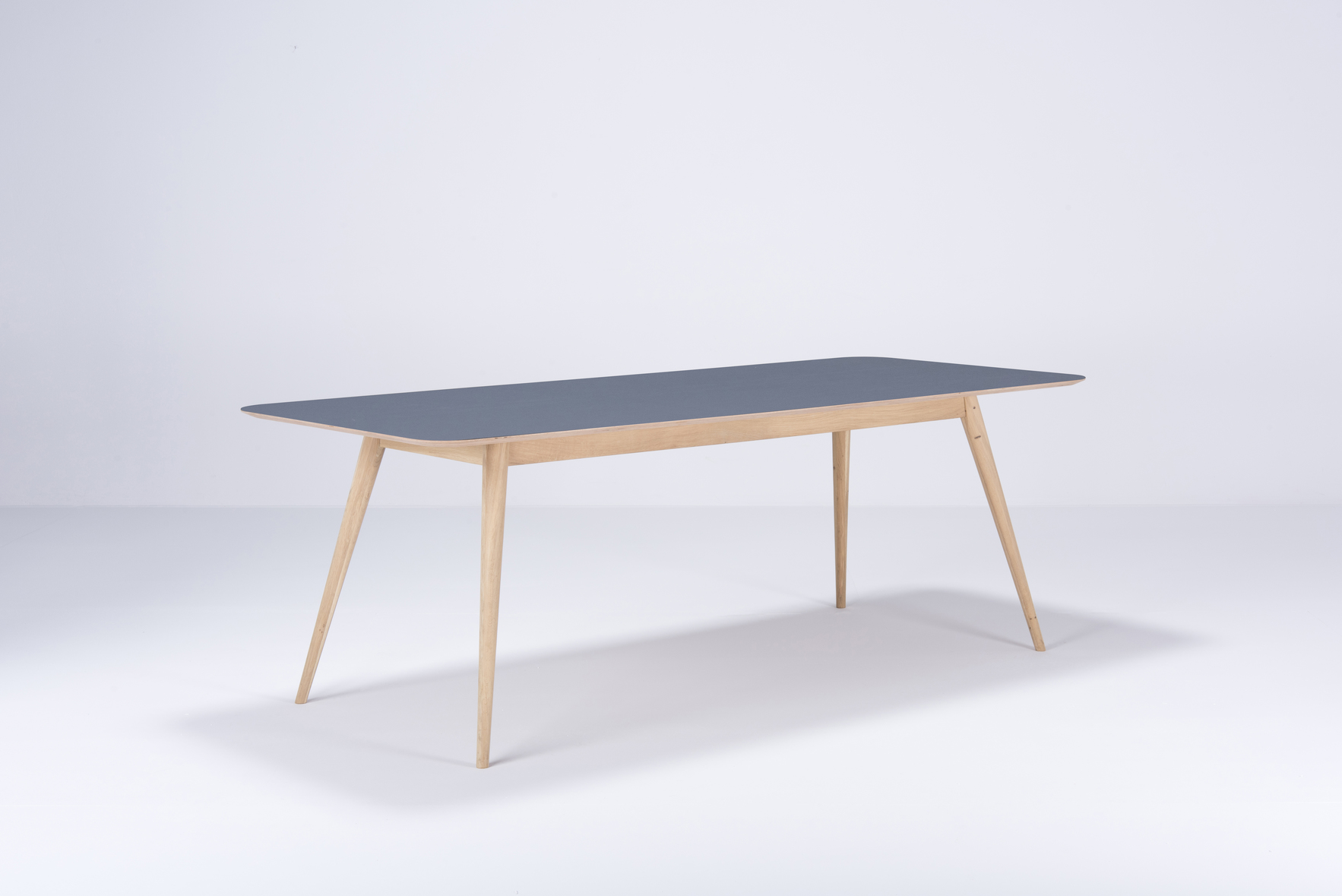Gazzda Stafa Table linoleum - Afbeelding 2